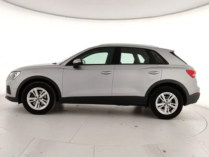 Audi Q3 usata a Caserta (8)
