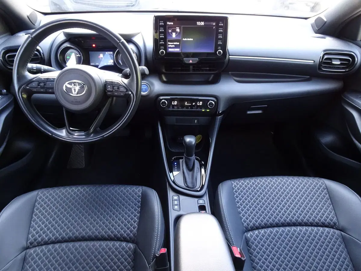 Toyota Yaris usata a Belluno (12)