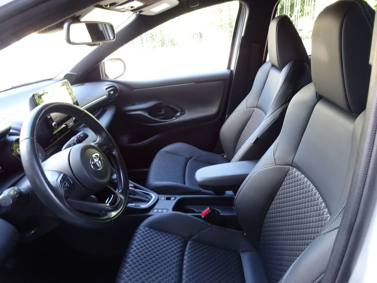 Toyota Yaris usata a Belluno (9)