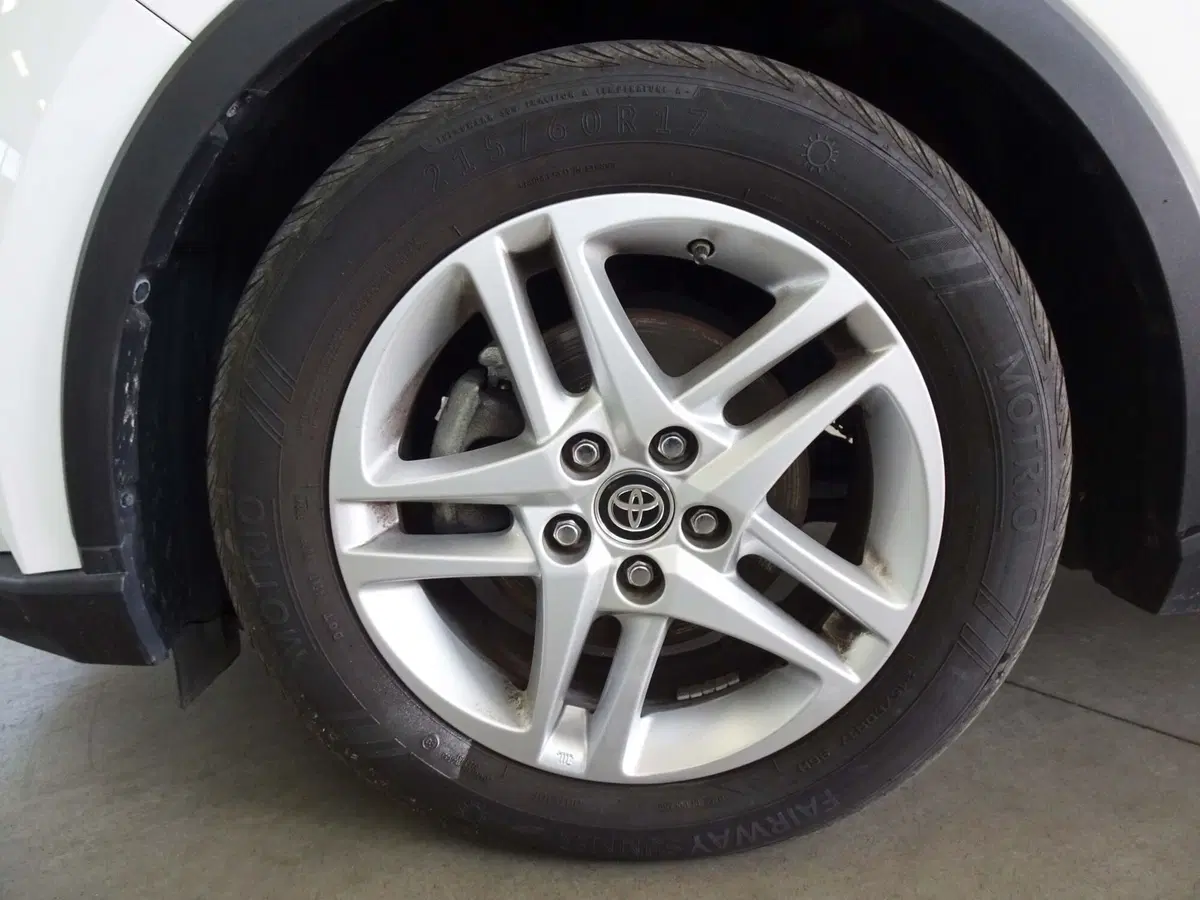 Toyota Toyota C-HR usata a Treviso (7)