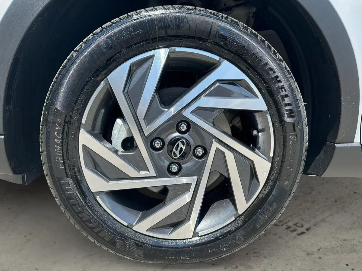 Hyundai Bayon usata a Pistoia (15)