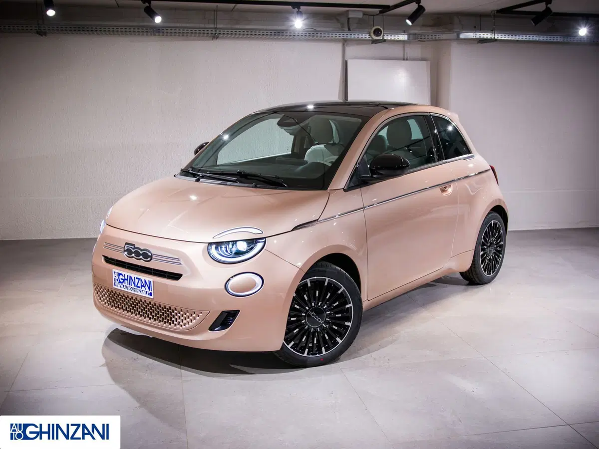 Fiat 500 nuova a Bergamo (2)