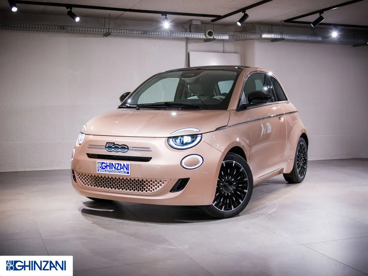 Fiat 500 nuova a Bergamo (3)