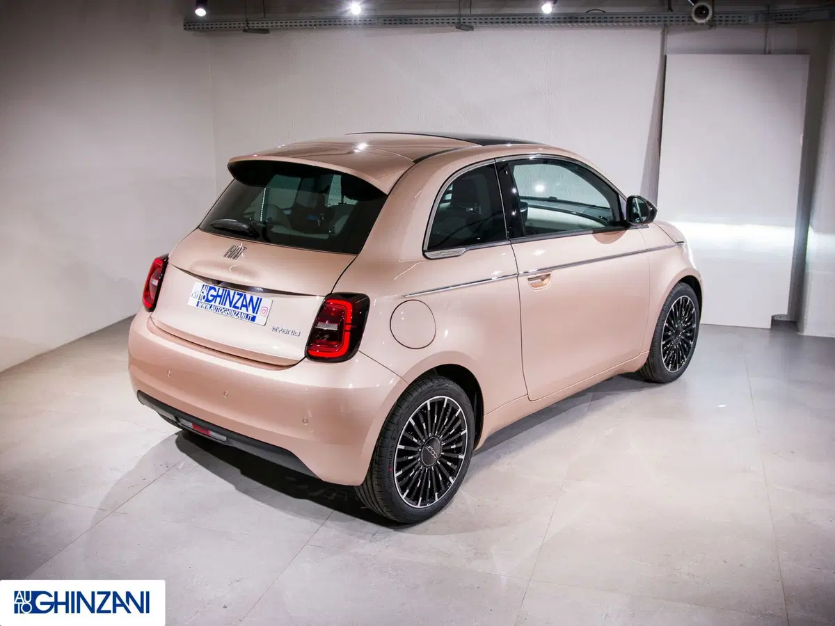 Fiat 500 nuova a Bergamo (7)