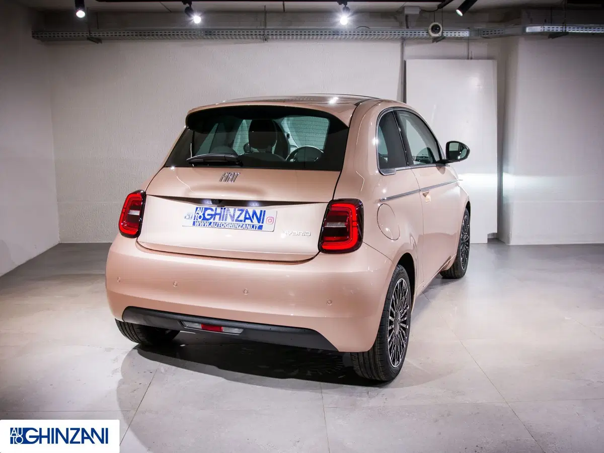 Fiat 500 nuova a Bergamo (8)