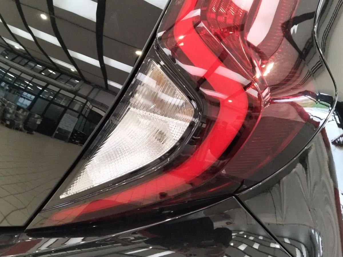 Toyota Aygo X usata a Roma (16)