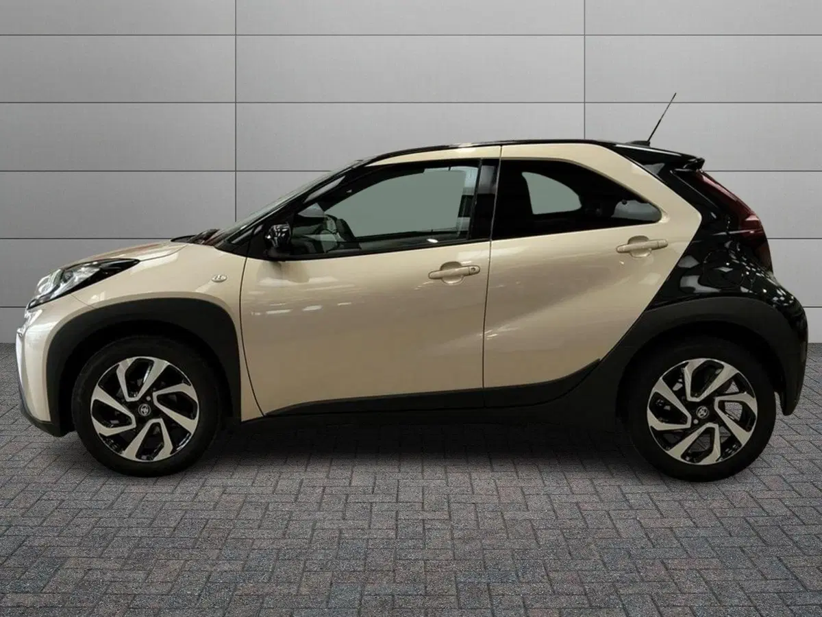 Toyota Aygo X usata a Roma (2)
