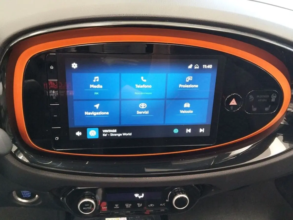 Toyota Aygo X usata a Roma (10)