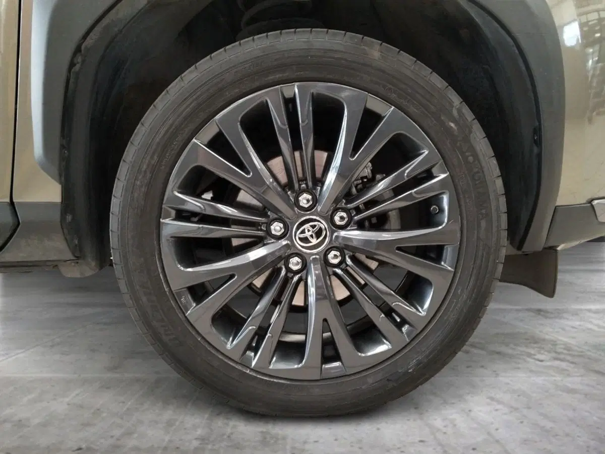 Toyota Yaris Cross usata a Roma (15)