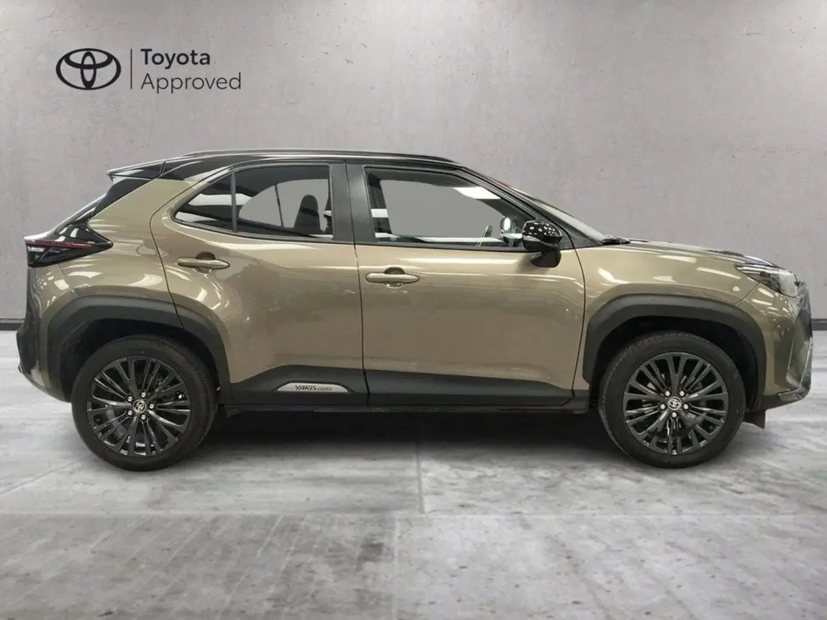 Toyota Yaris Cross usata a Roma (4)