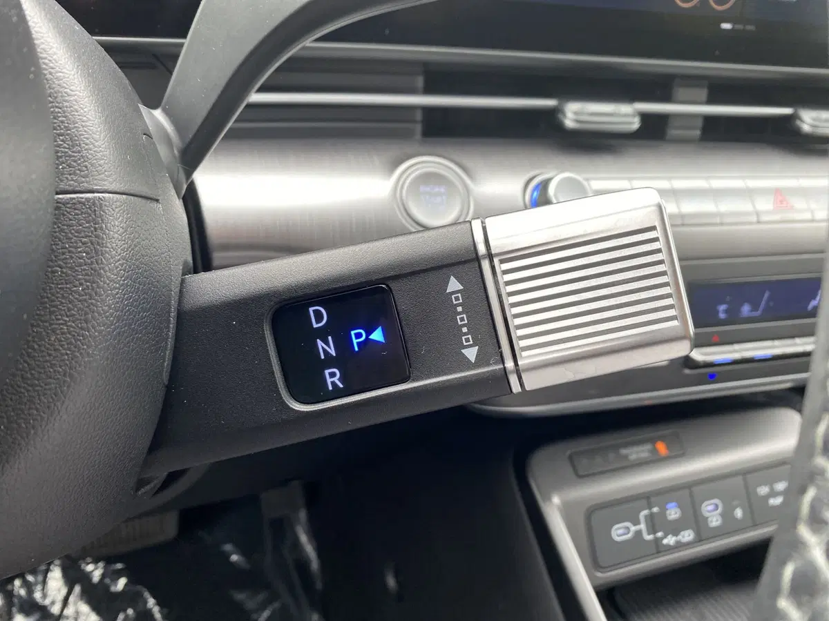 Hyundai Kona usata a La Spezia (14)