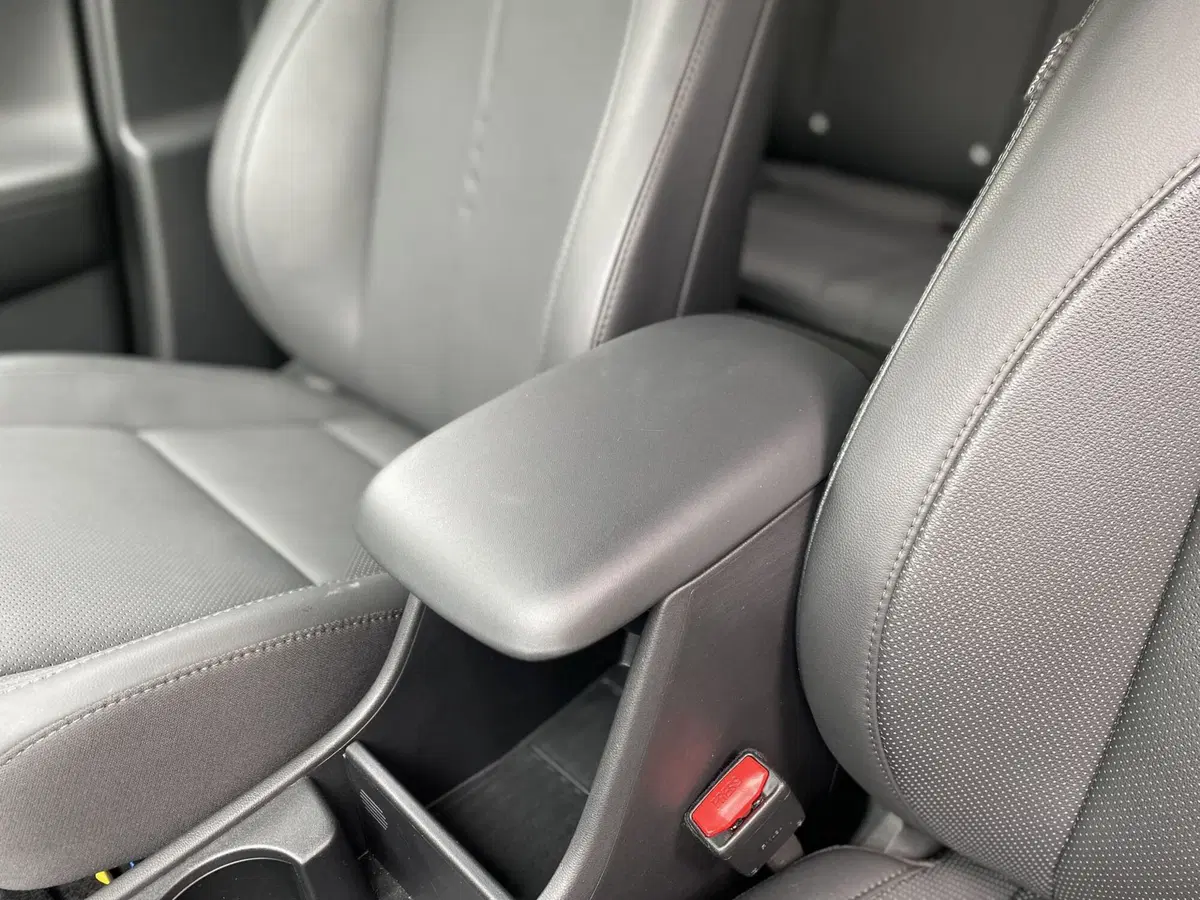 Hyundai Kona usata a La Spezia (18)