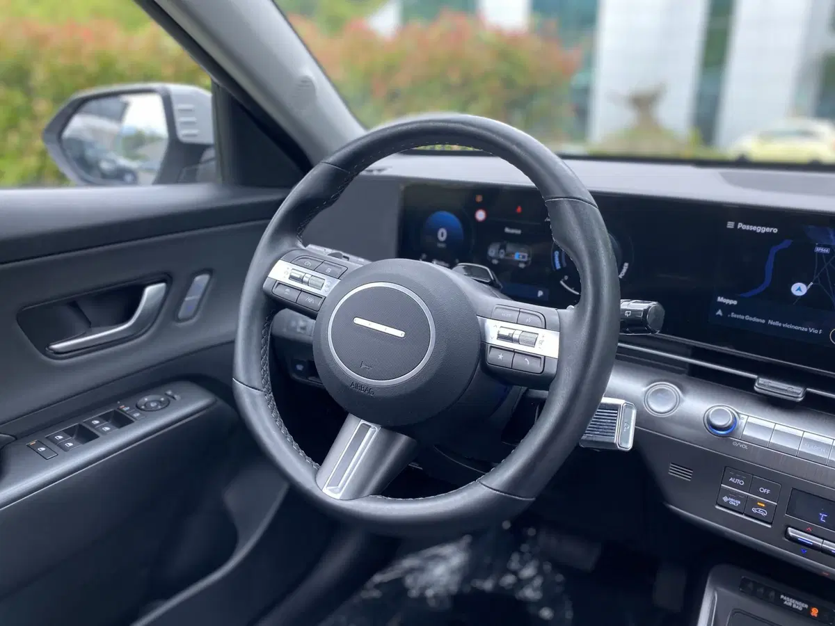 Hyundai Kona usata a La Spezia (7)