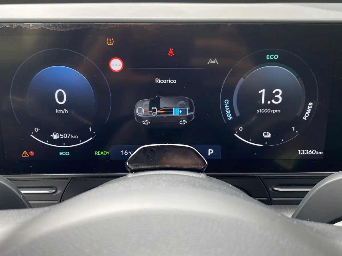 Hyundai Kona usata a La Spezia (9)