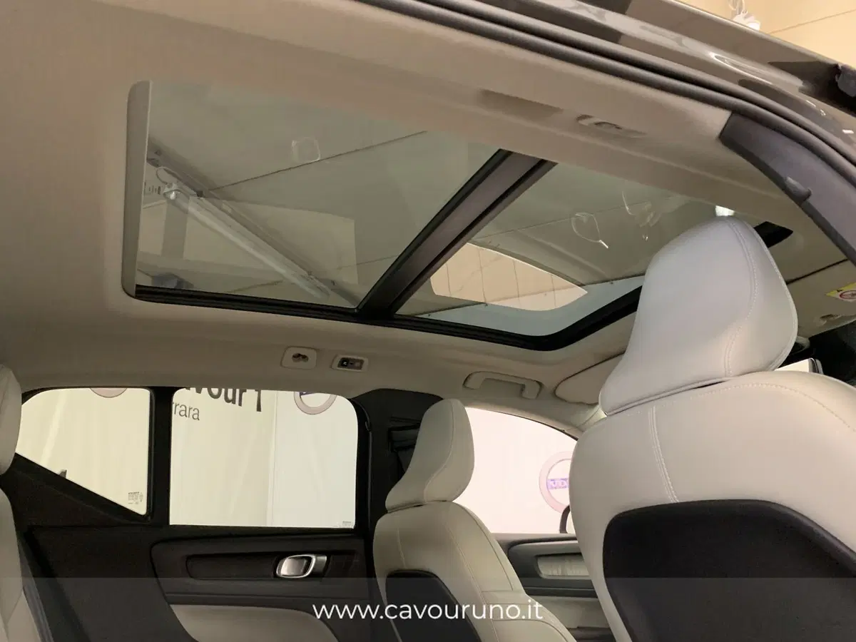 Volvo XC40 usata a Ferrara (18)