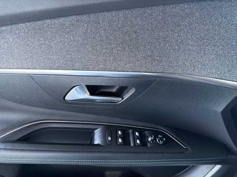 Peugeot 3008 usata a Bergamo (18)
