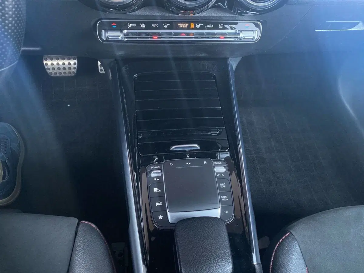 Mercedes-Benz GLB usata a Bergamo (9)