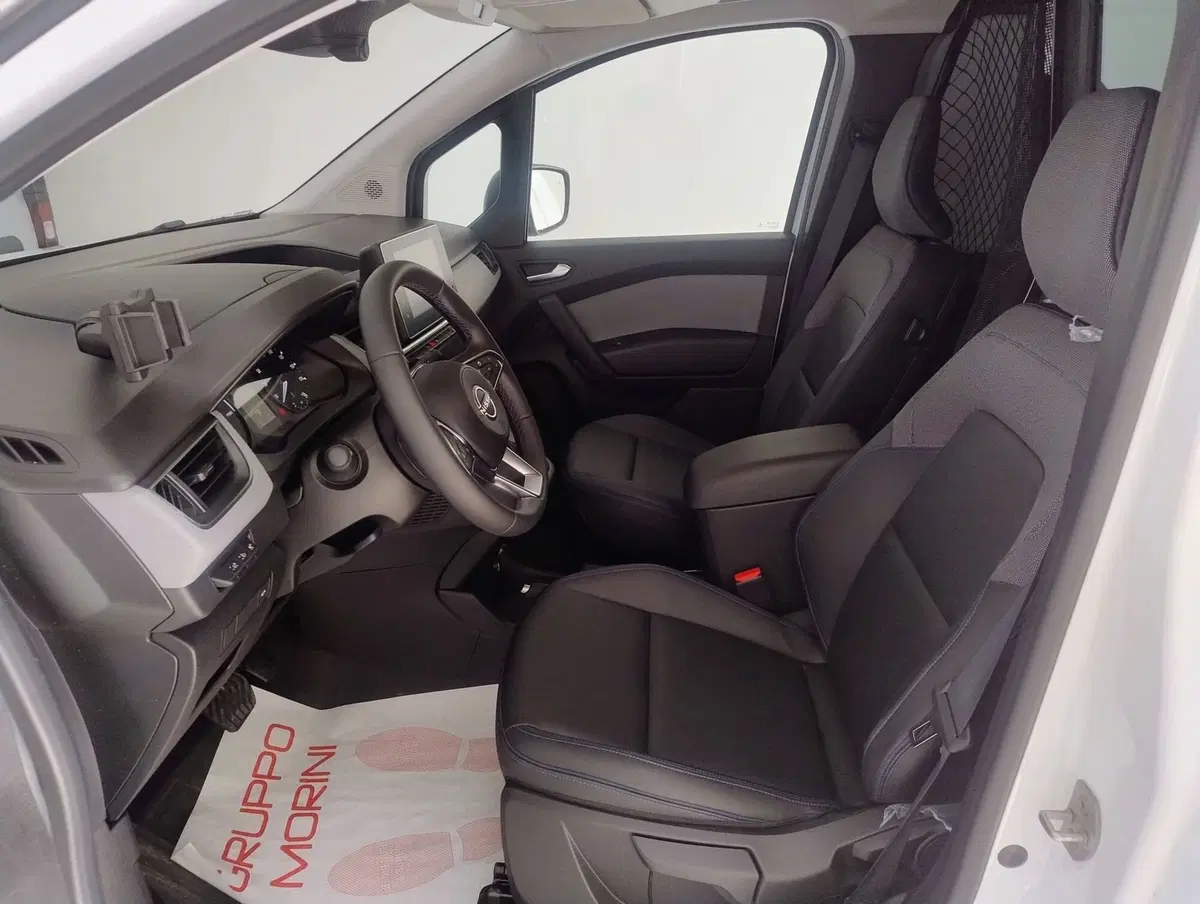 Renault Kangoo Furgone nuova a Bologna (6)