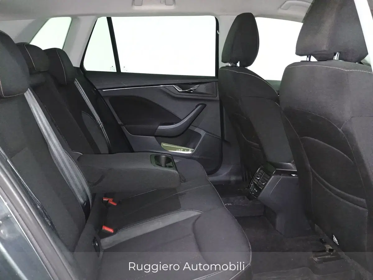Skoda Kamiq usata a Catanzaro (13)