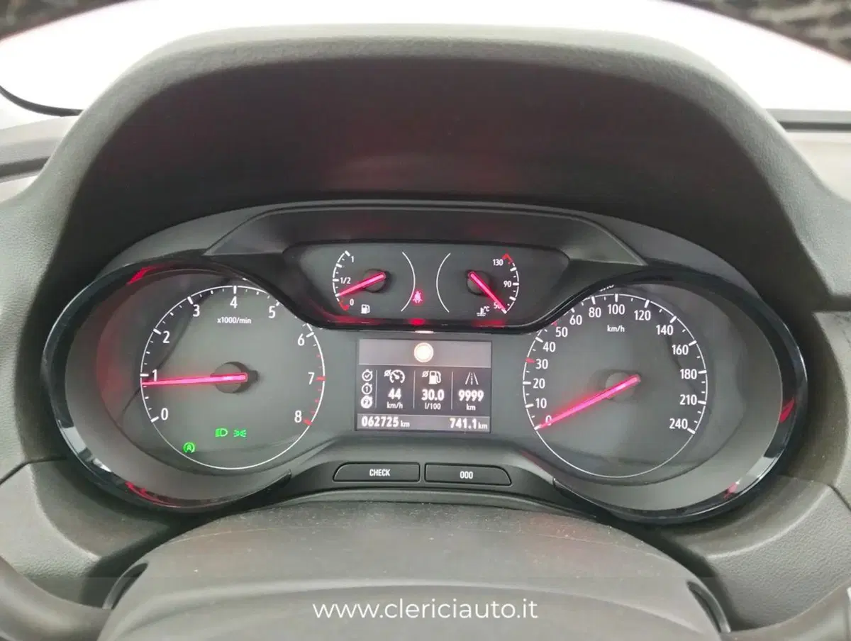 Opel Grandland X usata a Como (12)