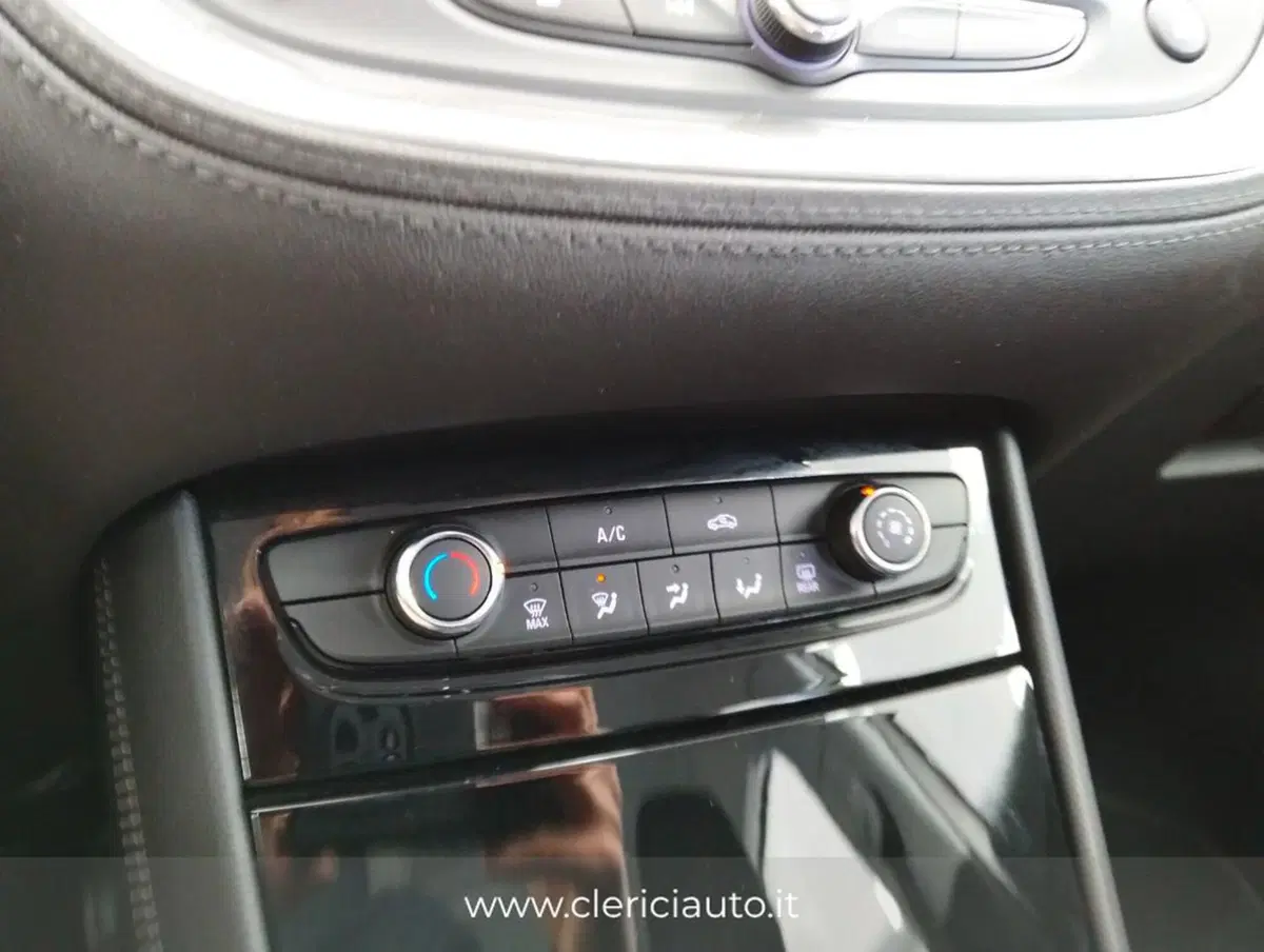 Opel Grandland X usata a Como (17)