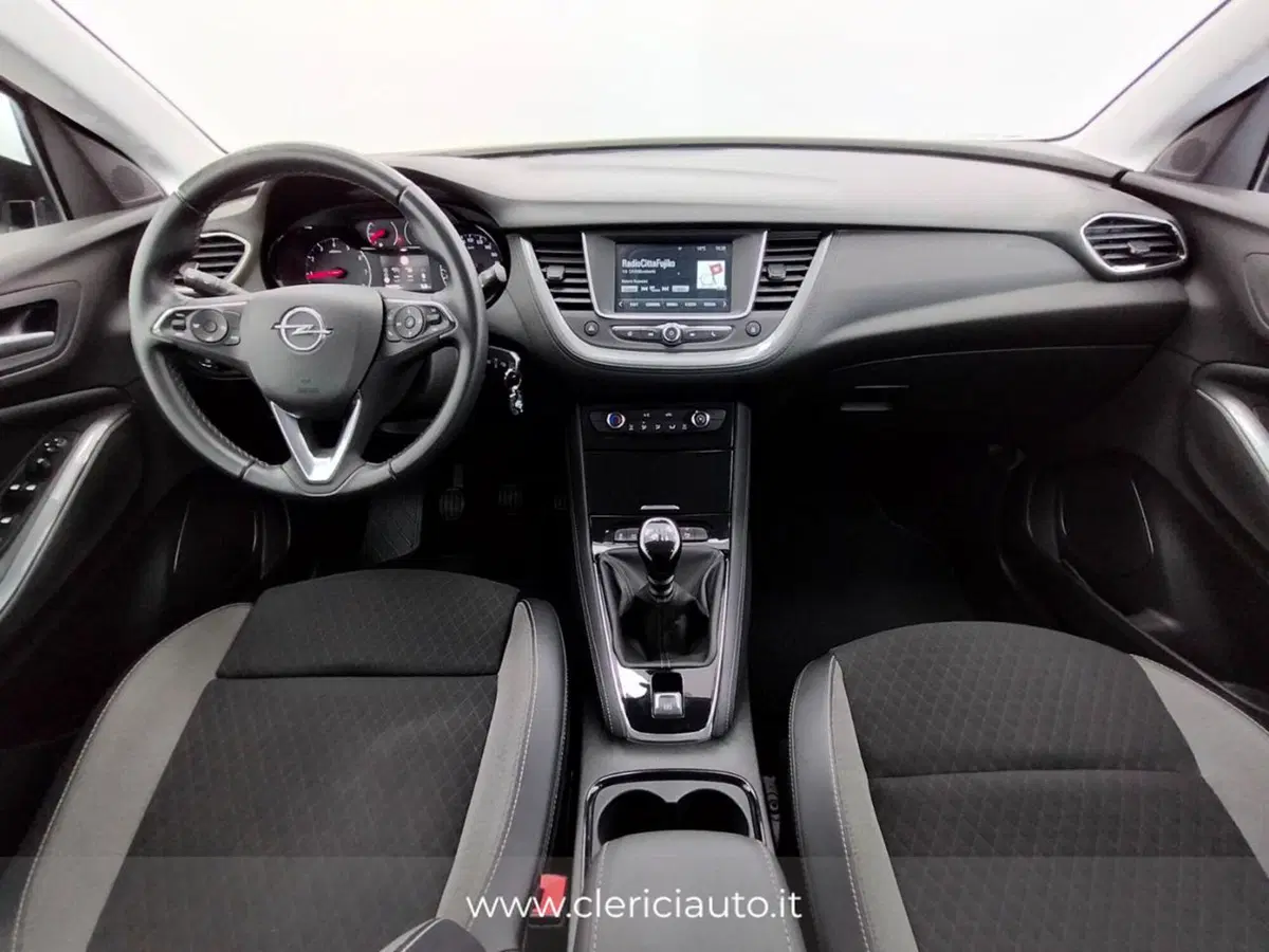 Opel Grandland X usata a Como (4)