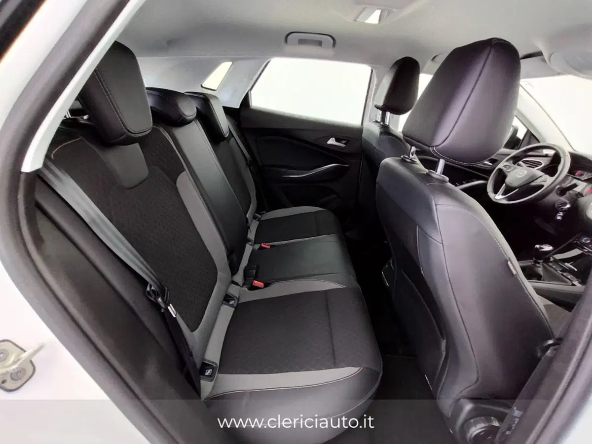 Opel Grandland X usata a Como (5)