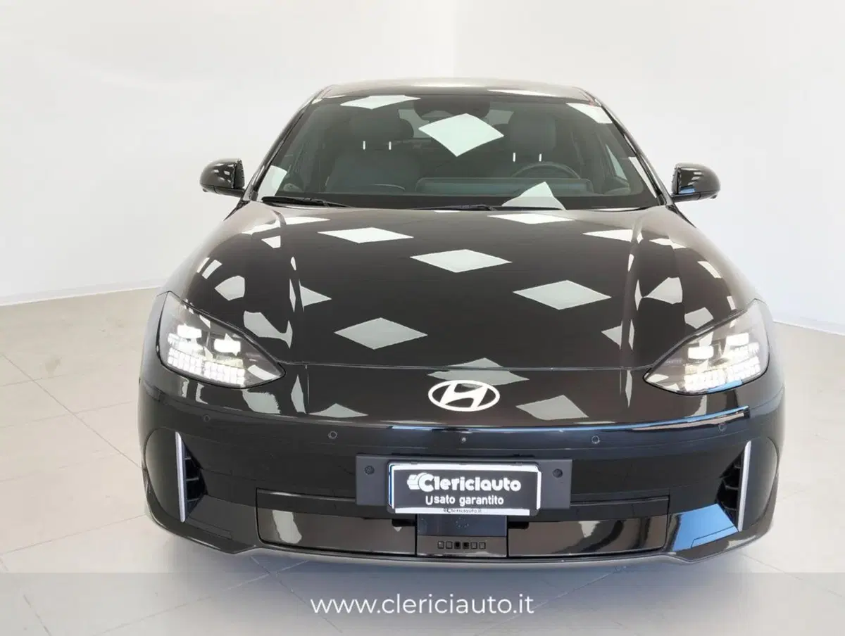 Hyundai Ioniq 5 usata a Como (6)