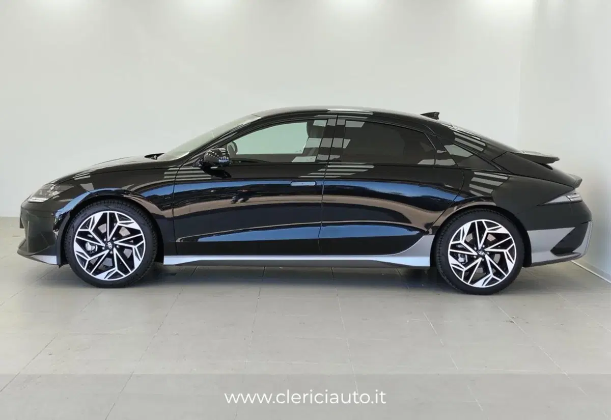 Hyundai Ioniq 5 usata a Como (8)