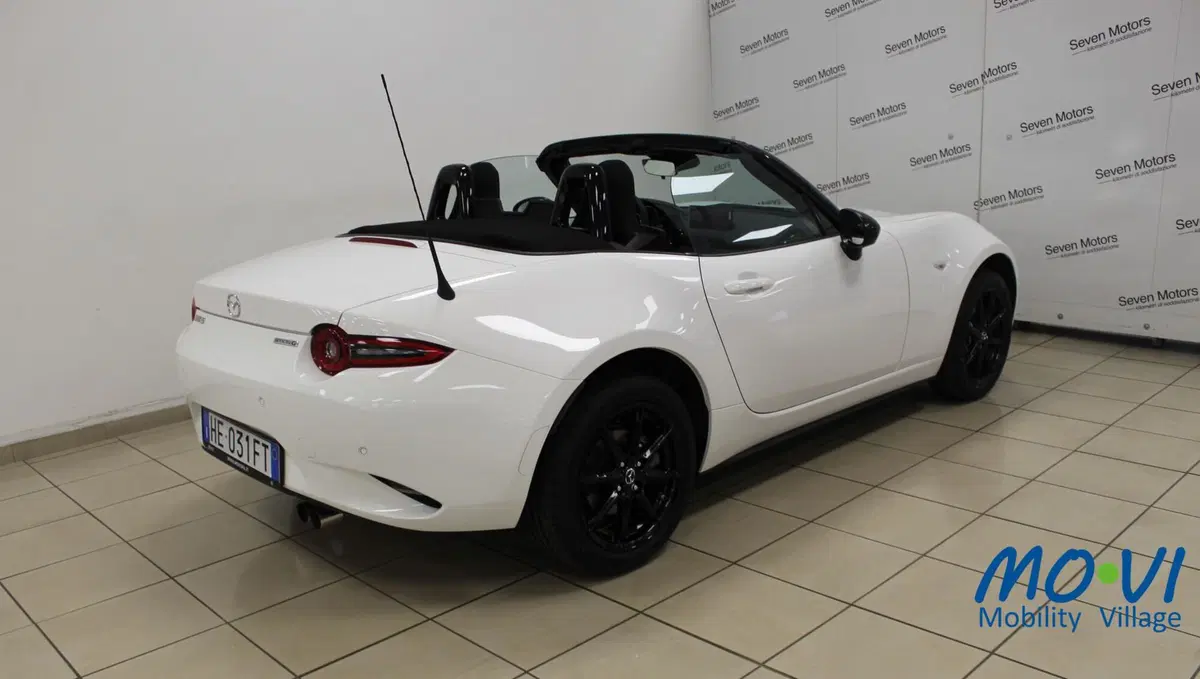 Mazda MX-5 nuova a Torino (12)