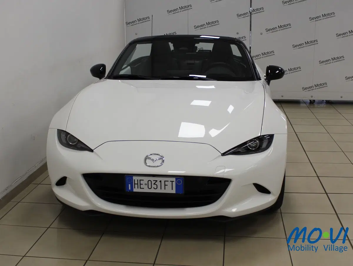 Mazda MX-5 nuova a Torino (2)