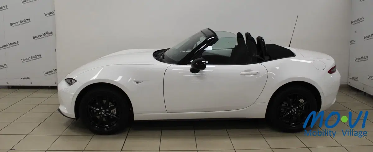 Mazda MX-5 nuova a Torino (4)