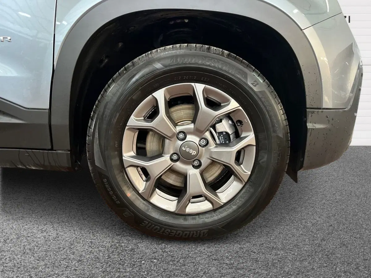 Jeep Avenger usata a Bari (6)