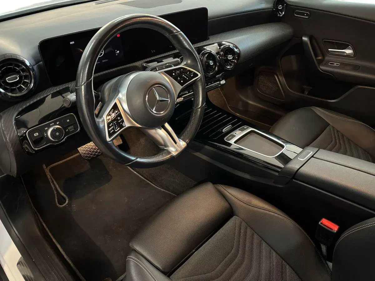Mercedes-Benz Classe A usata a Bari (10)