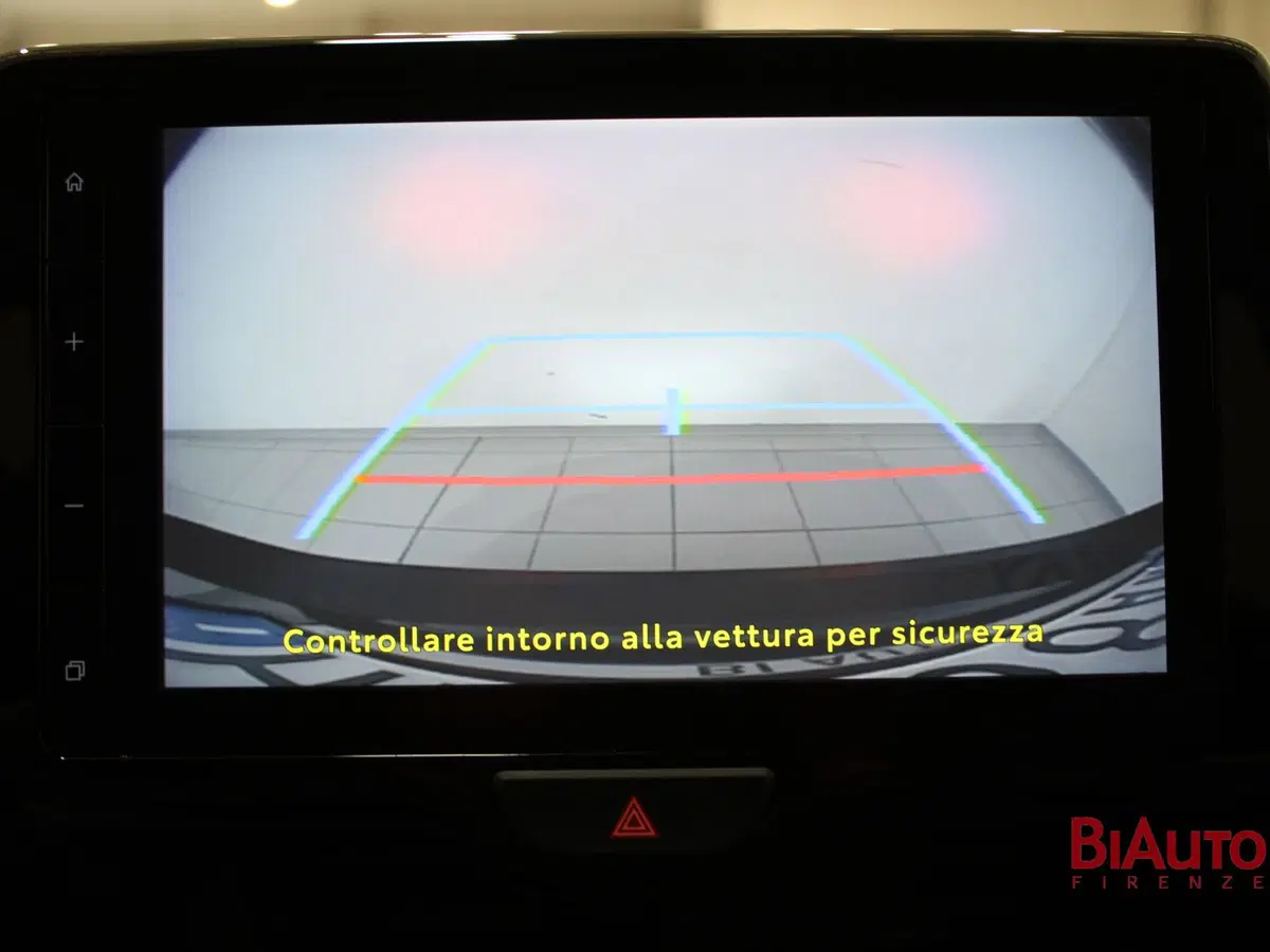 Toyota Yaris usata a Firenze (14)