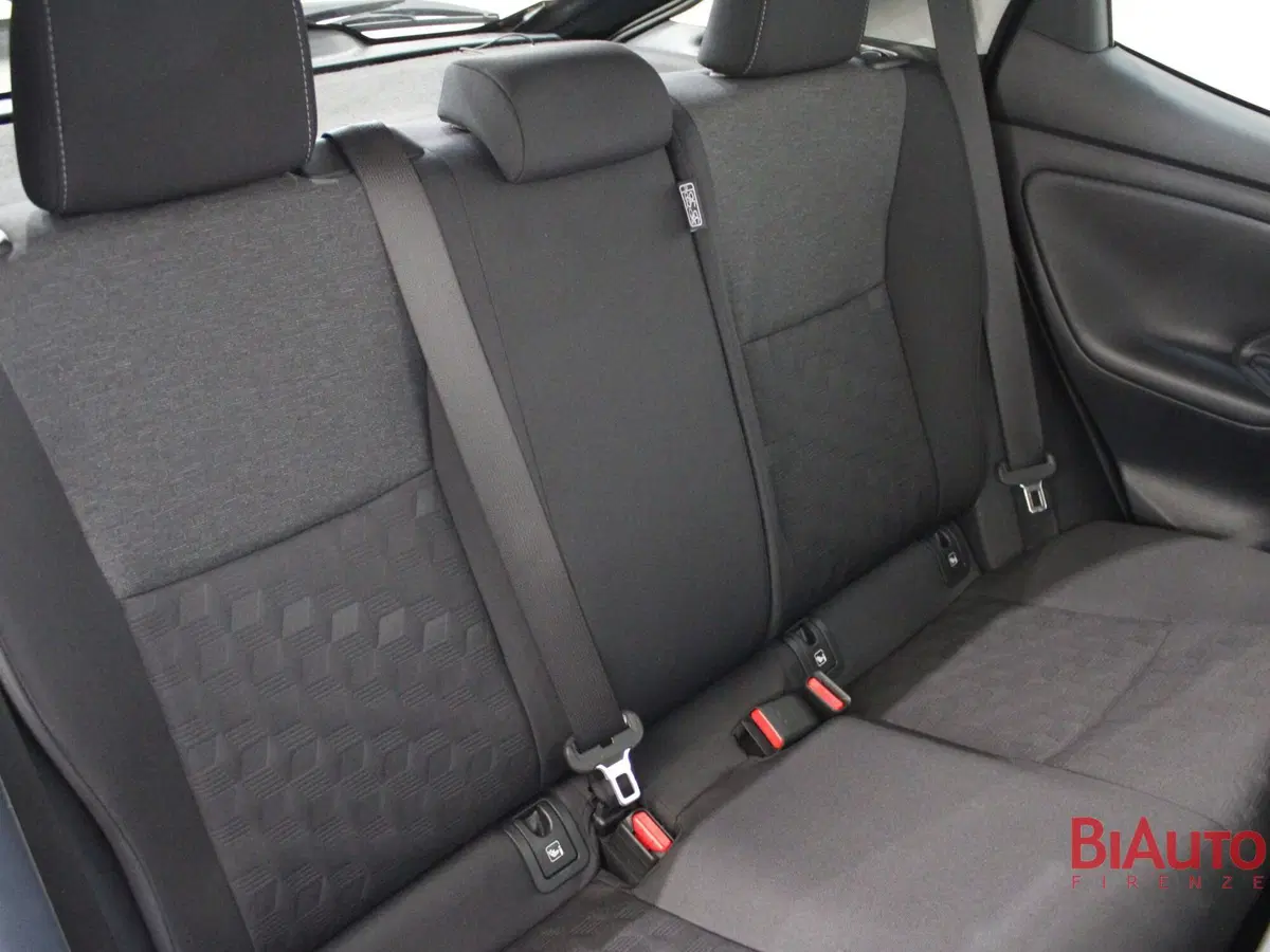 Toyota Yaris usata a Firenze (7)