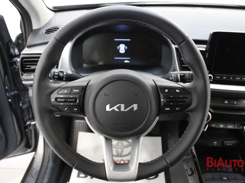Kia Stonic usata a Firenze (10)
