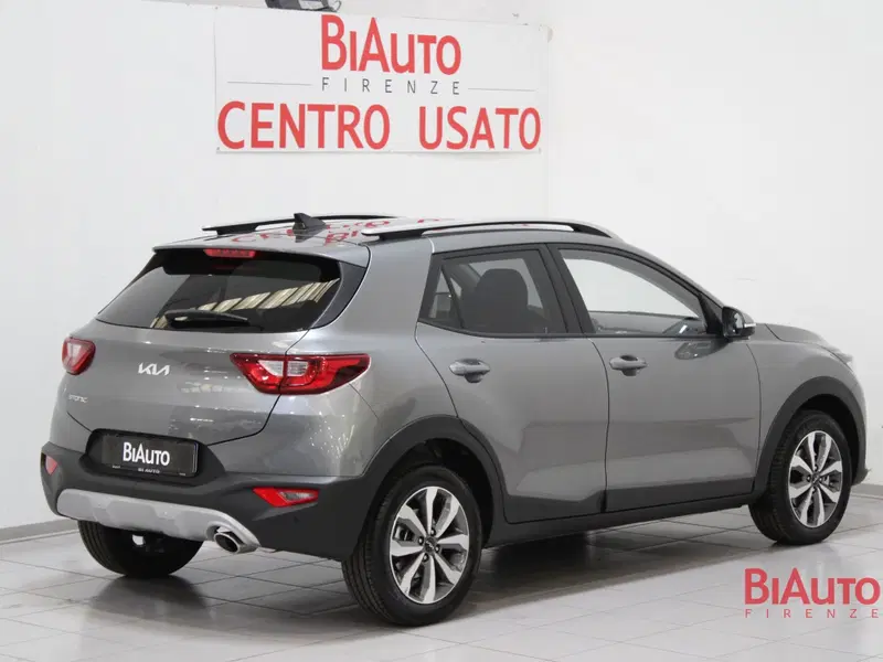 Kia Stonic usata a Firenze (2)