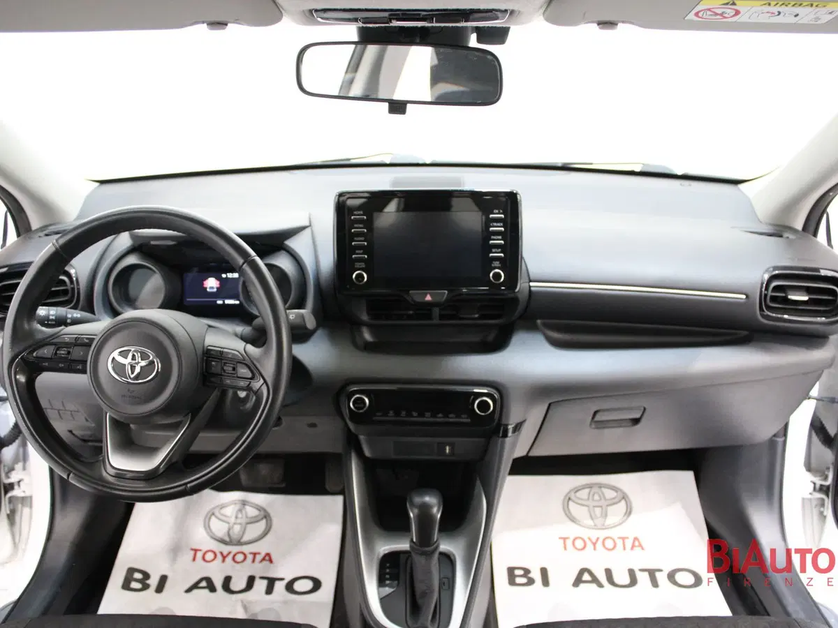Toyota Yaris usata a Firenze (10)