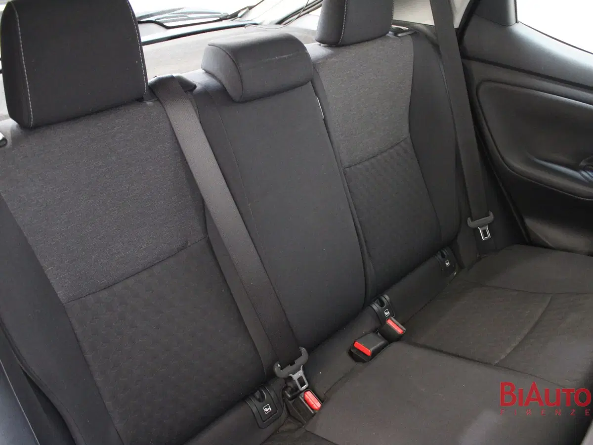 Toyota Yaris usata a Firenze (8)
