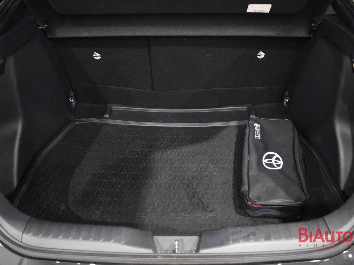 Toyota Toyota C-HR usata a Firenze (9)