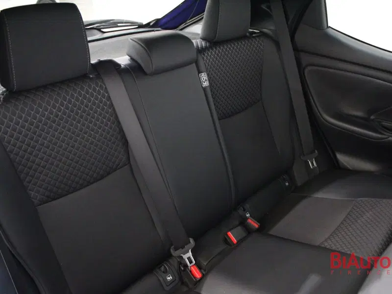 Toyota Yaris usata a Firenze (7)