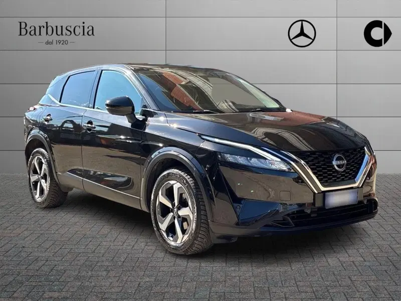 Nissan Qashqai usata a Pescara (2)