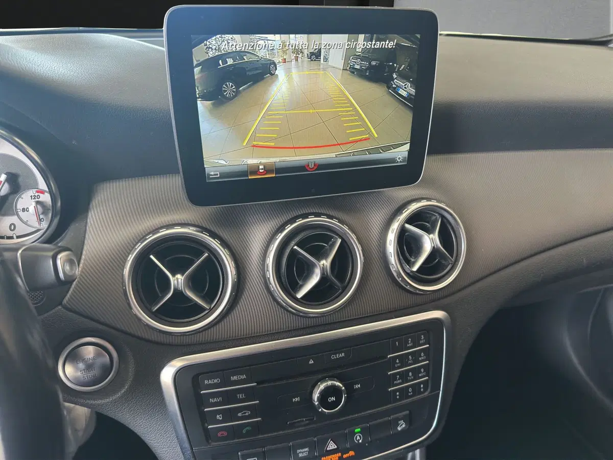 Mercedes-Benz GLA SUV usata a Cosenza (16)
