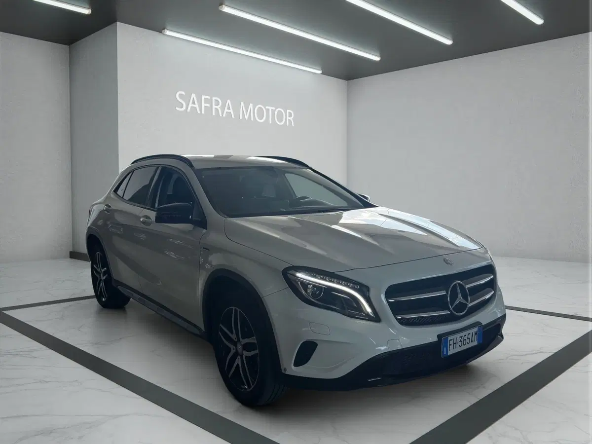 Mercedes-Benz GLA SUV usata a Cosenza (8)