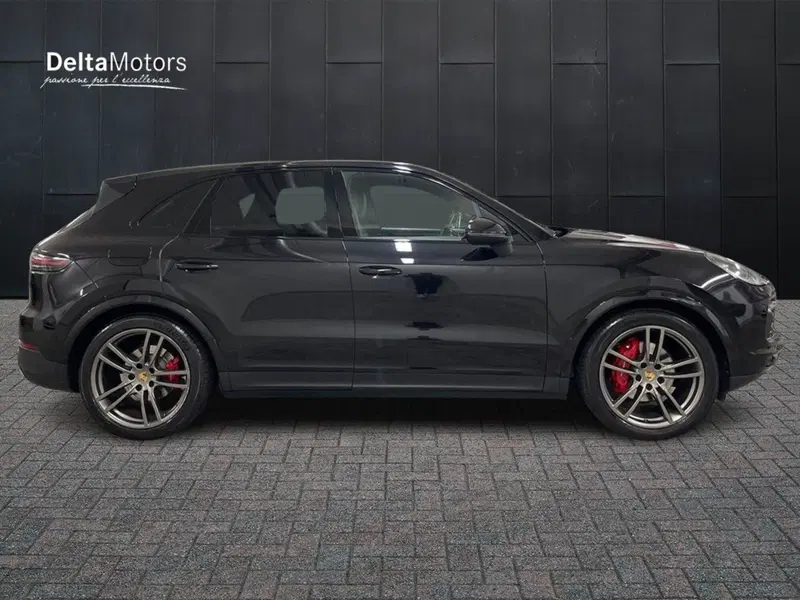 Porsche Cayenne usata a Ancona (5)