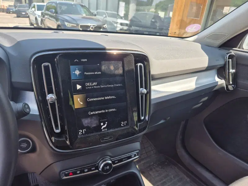 Volvo XC40 usata a Como (12)