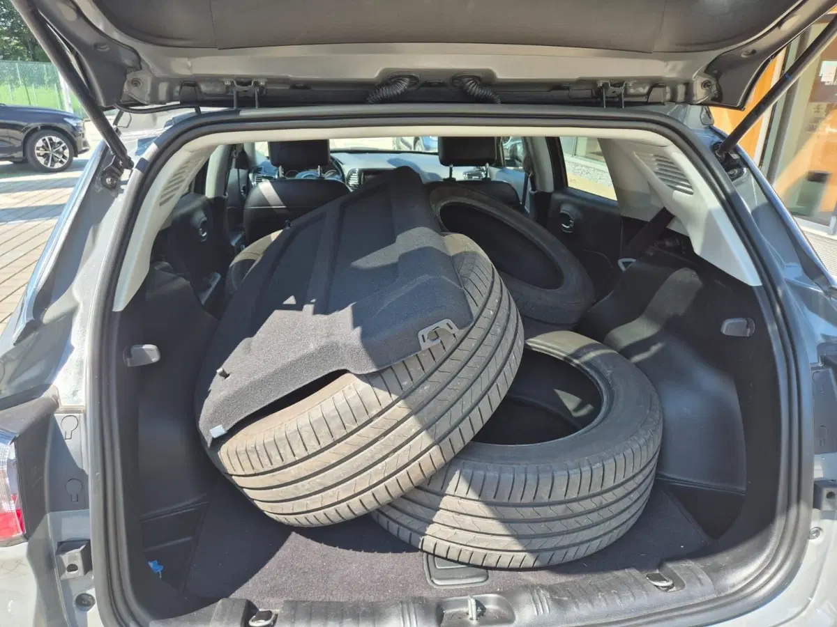 Jeep Compass usata a Como (11)