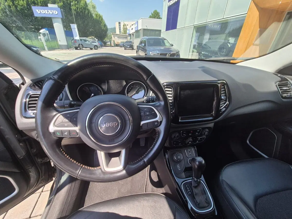 Jeep Compass usata a Como (15)