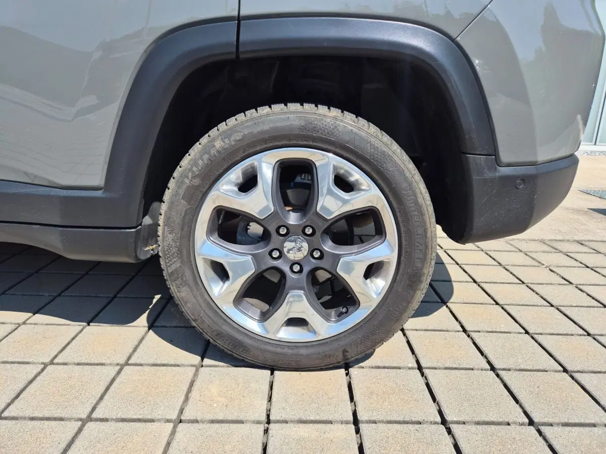 Jeep Compass usata a Como (7)